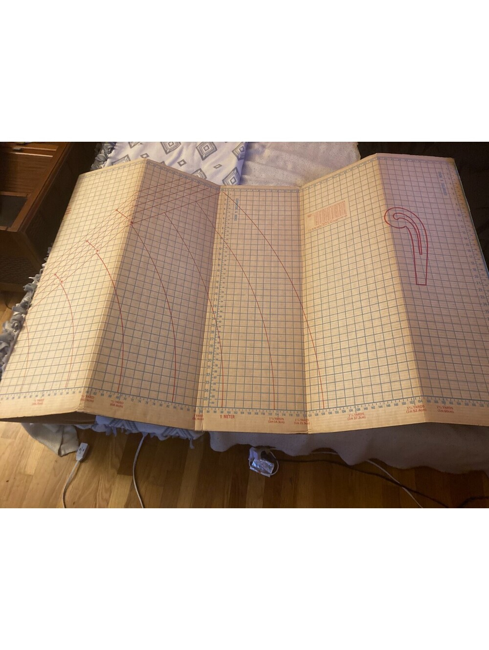 Vintage Peacegood Fabric Measuring Board